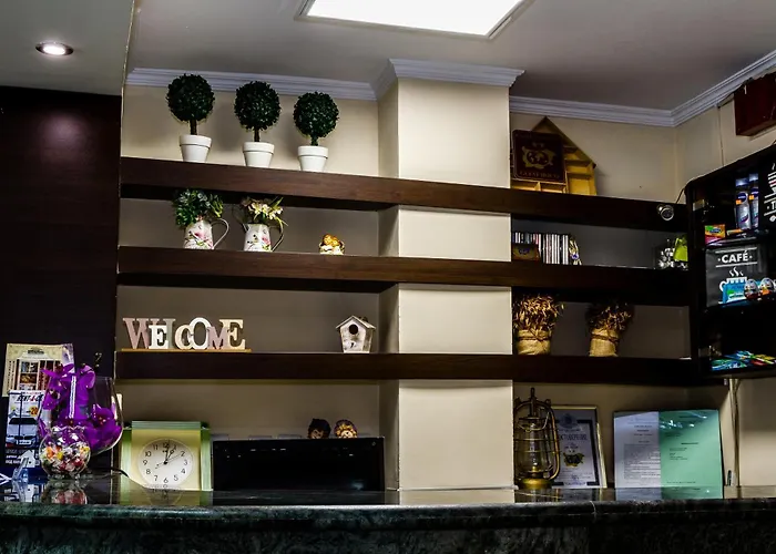 сезони юг 2* Бургас