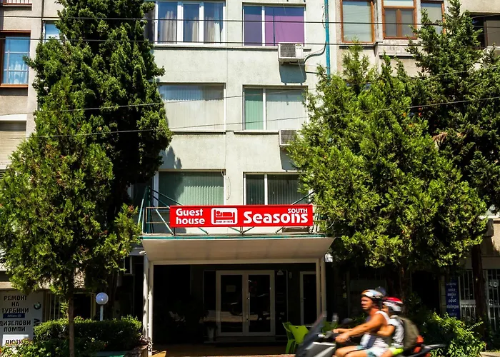 瑟索尼南布尔加斯酒店 招待所